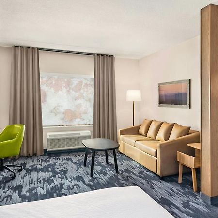 Fairfield By Marriott Inn & Suites Gravenhurst Muskoka Экстерьер фото