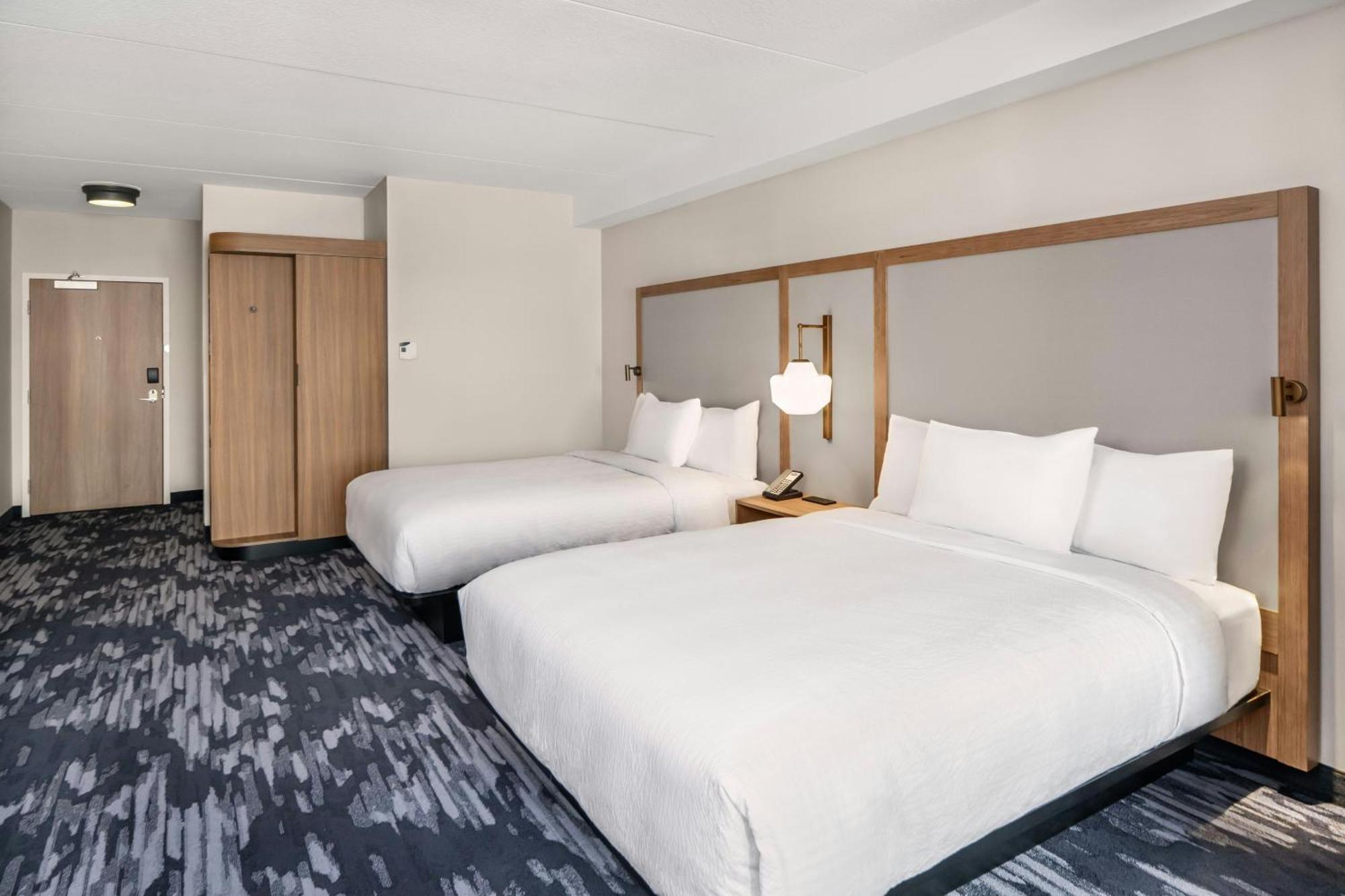 Fairfield By Marriott Inn & Suites Gravenhurst Muskoka Экстерьер фото