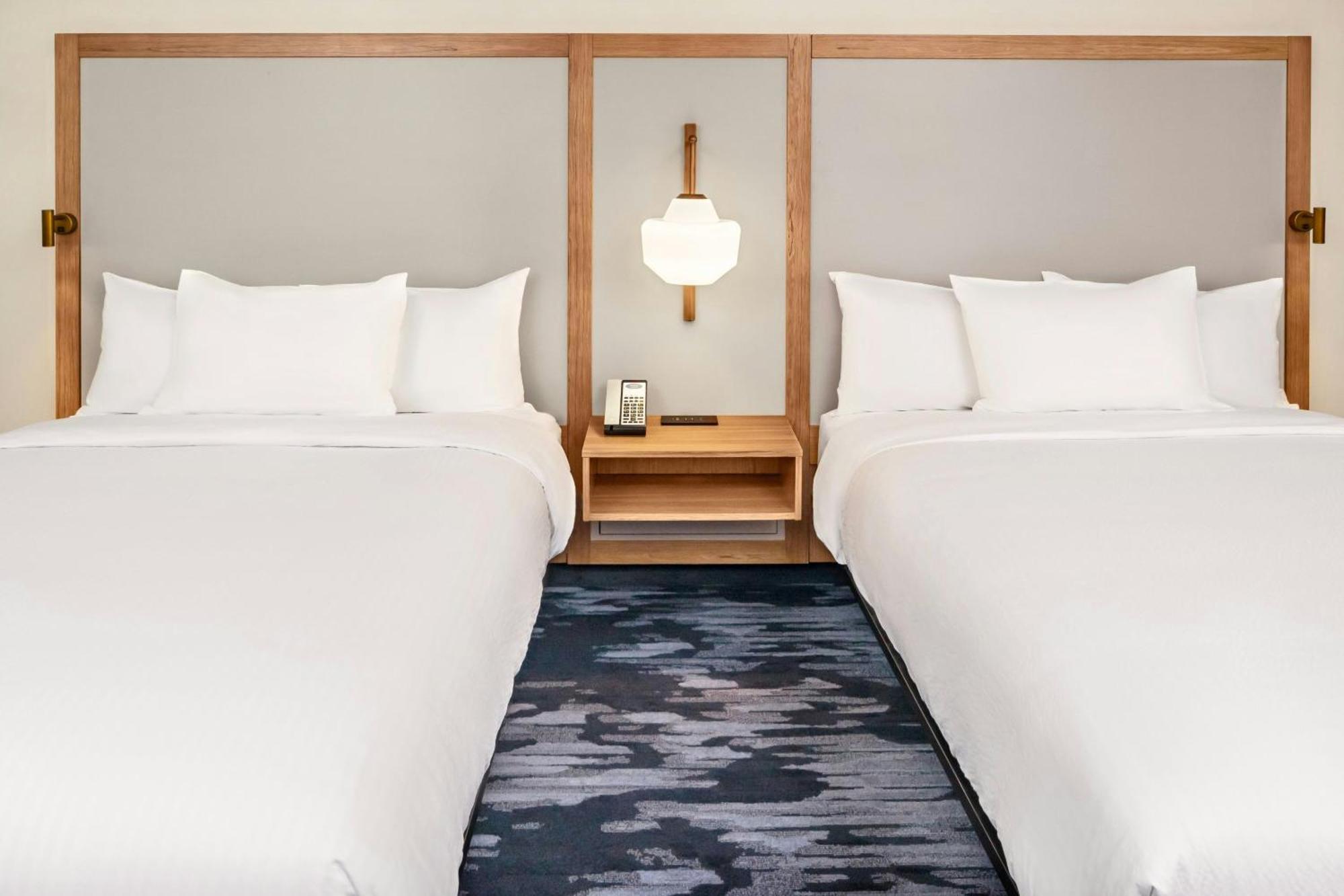 Fairfield By Marriott Inn & Suites Gravenhurst Muskoka Экстерьер фото