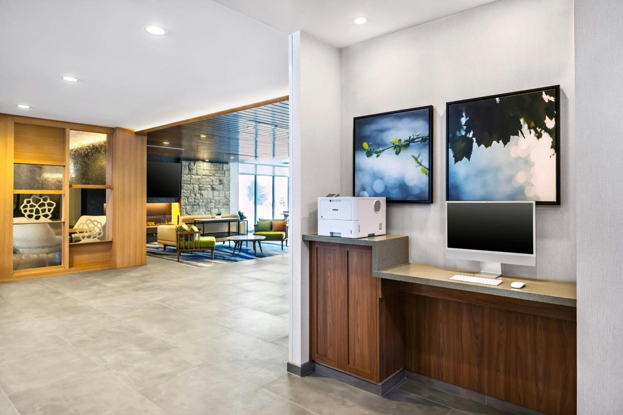 Fairfield By Marriott Inn & Suites Gravenhurst Muskoka Экстерьер фото